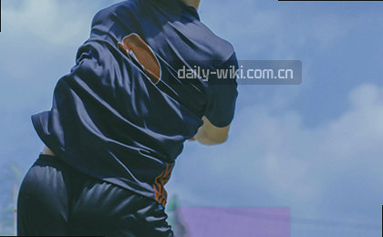 手机电脑随时同步进度     
照片自动同步不丢一张  
边用边同步省心又省力  
开会时同步修改超流畅